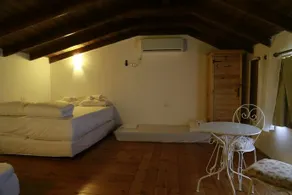 Nof Sadot Zimmer - Image 4