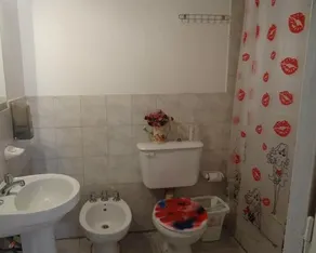 Malibu Hostel - Image 3