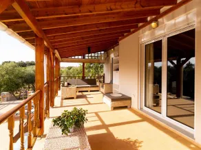 Beautiful Villa Near Sea in Epano Sisi - Image 1