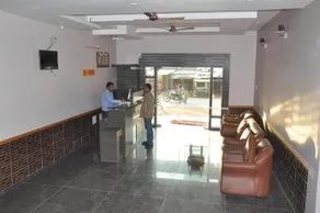 Hotel Manik Residency - Image 2