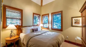 Stunning Chalet Style Townhouse W/ Private Hot Tub - Image 3