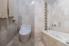 Lynt Hotel by OYO Rooms - Image 5