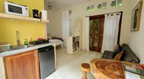 Layla Guesthouse - Image 3