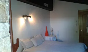 In Bed with Lisbon - Castelo de Bode - Image 4