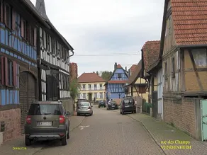 La Cour des Amis - Image 2