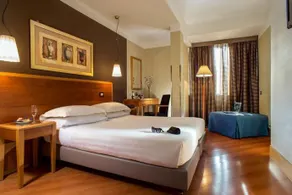 Best Western Plus Hotel Spring House - Image 2