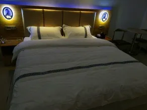 Juyuan Business Hotel - Image 3
