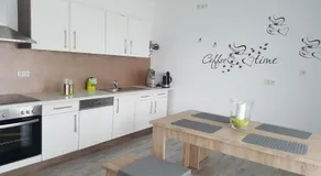 Moderne Neubau Ferienwohnung - Image 3
