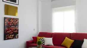 Stylish 2 Bedroom AC Wifi Terrace Attic in Valencia Center - Image 4