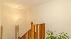 New 3-bed on Hip Strip, Beach access, Sleeps 8 - Image 5