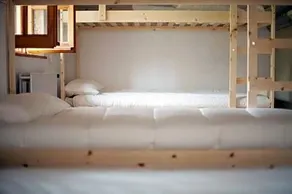 Moana Surf Hostel - Image 2