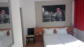 Novostar Hotel Kassel - Image 5