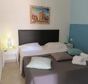 B&B Four Rooms - Image 4
