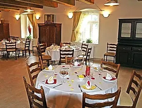 Schlosshotel Mostov - Image 3