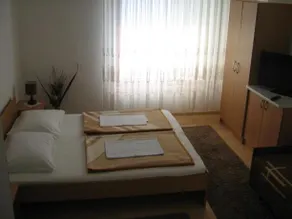 Guest House Mara - Image 5