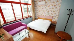 Little Free Time Internationa Hostel Qingdao - Image 2