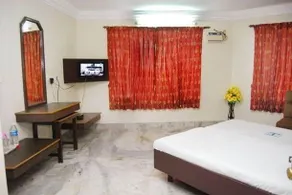 Hotel Visaka - Image 1