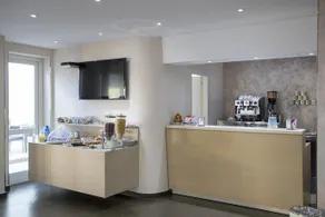 Alaba Hotel - Image 2