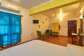 New Caps Corner Calangute - Image 2