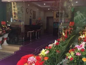 Changhai Hotel - Image 5