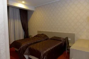 Mondial Boutique Hotel - Image 4