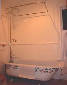 The Sleepy Senator Guest House - Image 3