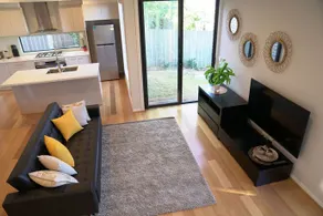 4 BRM Brand New house near Box Hill - Image 1