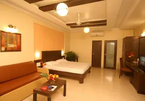HOTEL SAKET PLAZA MAHABALESHWAR - Image 5