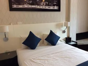 M Belle Hotel - Image 5