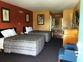 Deluxe Motel - Image 4