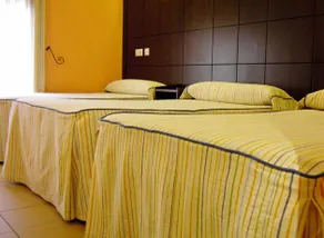 Hotel El Cruce - Image 3