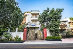 FabHotel Yesmark Begumpet - Image 1