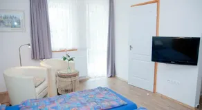Deluxe Apartments - Image 5