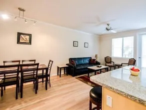 The Hollywood Madonna Apartment - Image 5