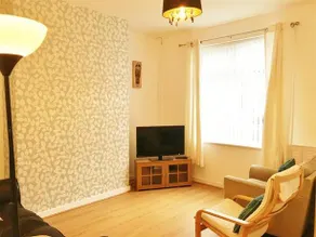 Irvine House Serviced Accommodation - Image 4