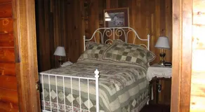 Dew Drop Inn - Image 4