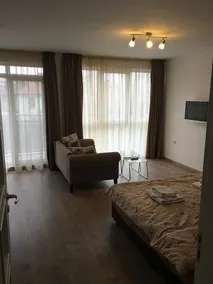 Imperial Garden Apartment - Image 5