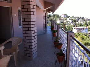Hotel Nirvana - Image 5