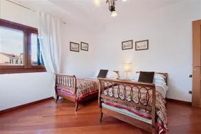 Friendly Rentals Ponente - Image 5