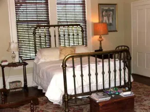Amzi Love-Lincoln Homes Bed & Breakfast - Image 5