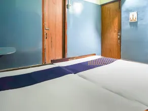 Spot On Hotel Anand Lodge - Image 2