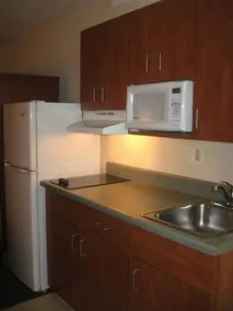 Meridian Extended Stay Hotel - Image 4