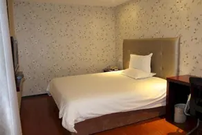 Yiting Si ji Hotel - Image 3
