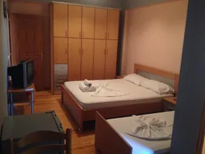 Family Hotel Haruni - Image 4