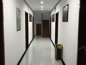 Wutaishan Holiday Inn - Image 3