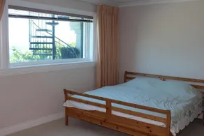 Sea View Garden Luxury Guest House - Image 5