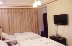 Mandarin Hotel - Image 2