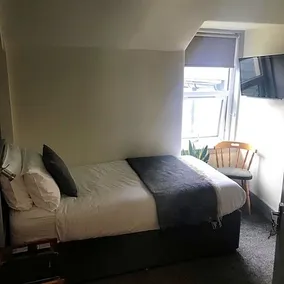 The Steam Inn - Image 2