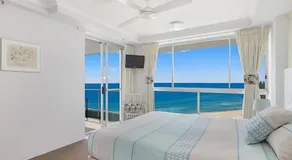 Ocean Plaza Unit 1469 - Right on Coolangatta beachfront - Image 4