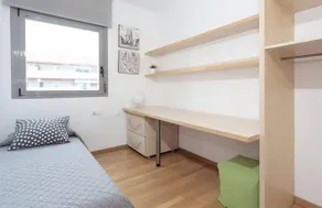 Beach Apartment Barcelona - Image 3